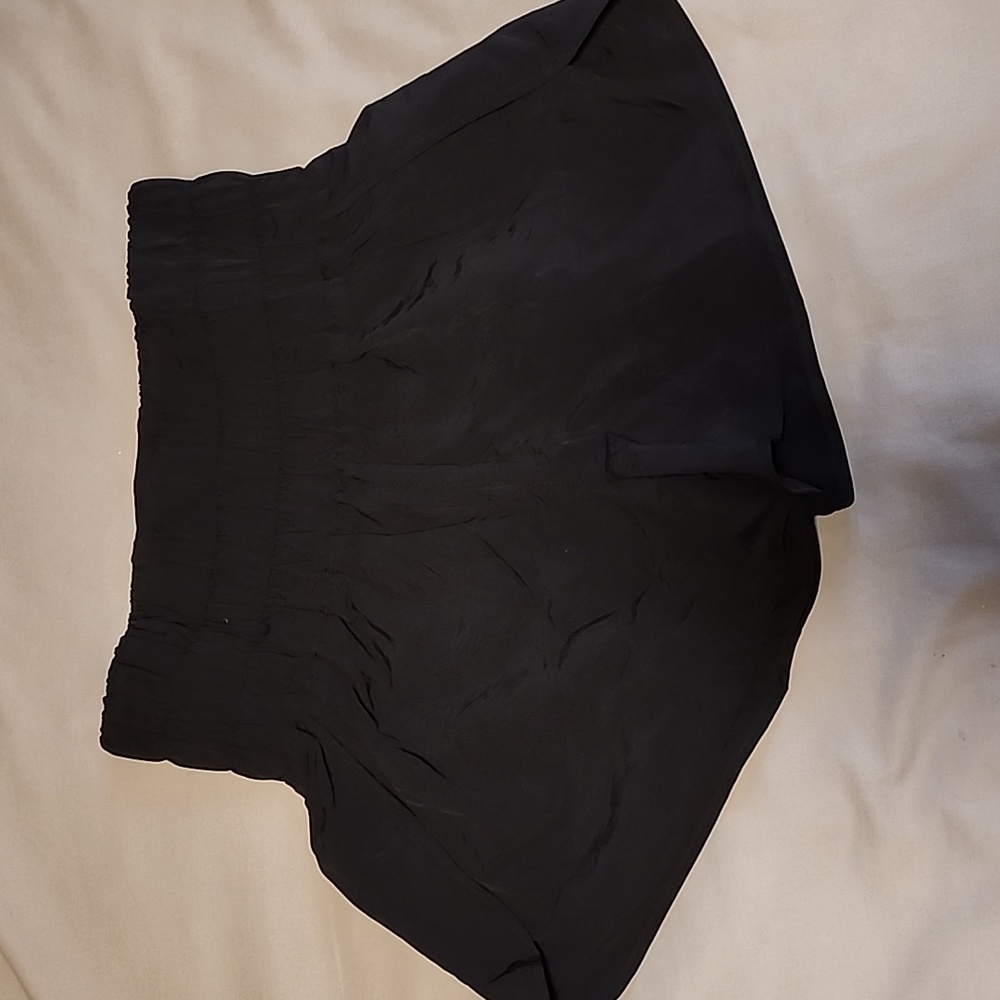 Zenana shorts size small